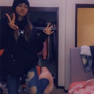 Meet your Posher, Calista